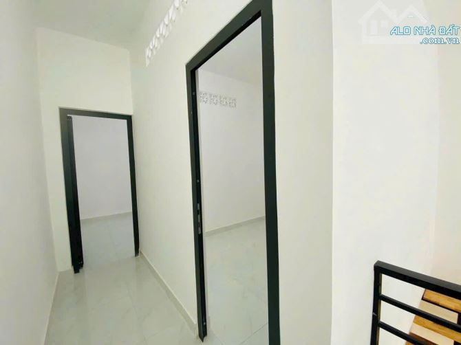 💥💥 Bán nhà trung tâm p linh tây thủ đức  Vị trí cách đại lộ phạm văn đồng 500m.