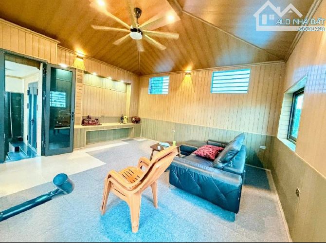 SIÊU PHẨM - BT - LRISGARDEN, DT 70M× 5T- LÔ GÓC - VỈA HÈ - Ô TÔ TRÁNH  - KD ĐỈNH, 32,6TỶ.