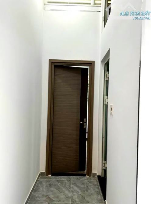 Bán Nhà TRUNG TÂM Q5 P3 - Giá Tốt NỞ HẬU tài lộc - 30m2 chỉ 4.9 tỷ - 1
