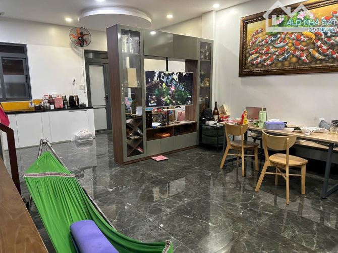 Nhà đẹp ở ngay, Nguyễn Thị Thập quận 7, giáp siêu thị GO, khu dân trí, chỉ hơn 9 tỷ - 1
