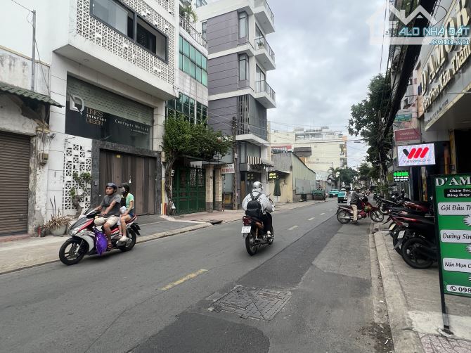 Bán nhà MT Tân Hải, P13, Tân Bình. DT: 10.5x40m, giá chỉ hơn 150 tr/m2 - 1