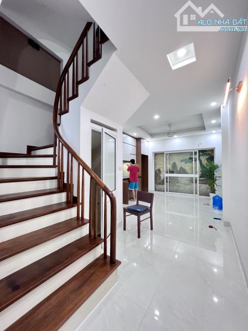 🏠 BÁN NHÀ LÊ TRỌNG TẤN - Ô TÔ ĐỖ CỬA - VÀI BƯỚC RA PHỐ - NHÀ ĐẸP Ở LUÔN 🏠 - 1