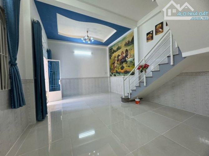 DTSD 80M2 - 2 TẦNG HẺM 3M P5 Q8 - VUÔNG A4 - NGANG 4.5M - CHỈ 3.69 TỶ - 1