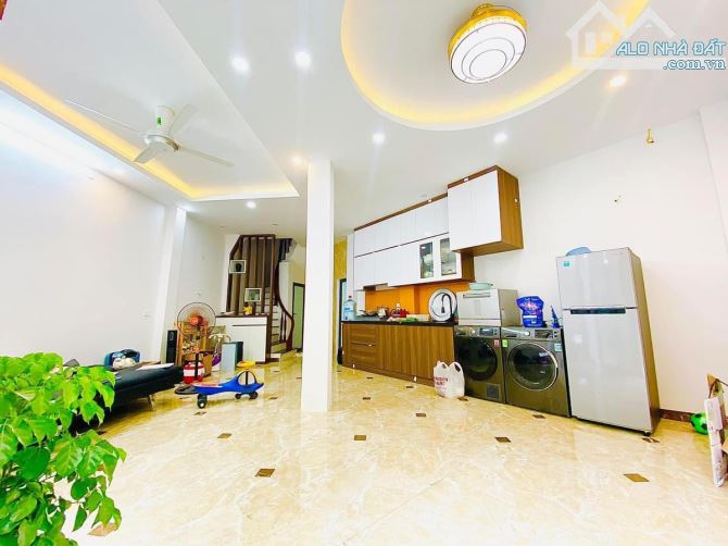 SIÊU PHẨM DÒNG TIỀN ĐỐNG ĐA-CCMN-8 PHÒNG FULL ĐỒ- DOANH THU 45TR/THÁNG-53m2 giá nhỉnh 6tỷ - 1