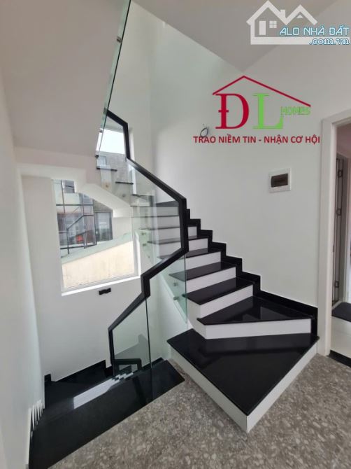 3261 BIỆT THỰ HỒ BƠI GẦN TRUNG TÂM- VIEW SĂN MÂY & THUNG LŨNG ĐÈN CỰC ĐẸP -KINH DOANH TỐT - 19