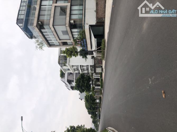 Bán đất phân lô quân đội A38 Tư Đình, 180m2, mặt tiền 6m, giá hơn 30 tỷ. - 2