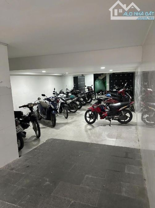 Định cư Mỹ - Bán gấp Biệt thự City Land Gò Vấp 100m2 - Có Hầm - chỉ 16 tỷ - 3