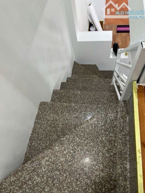 Sát Mặt Phố-Hàng xóm Vin-Cạnh QL5B.Bán nhà,2 tầng trâu quỳ,Dt 50m,Giá 5.85 tỷ. - 3