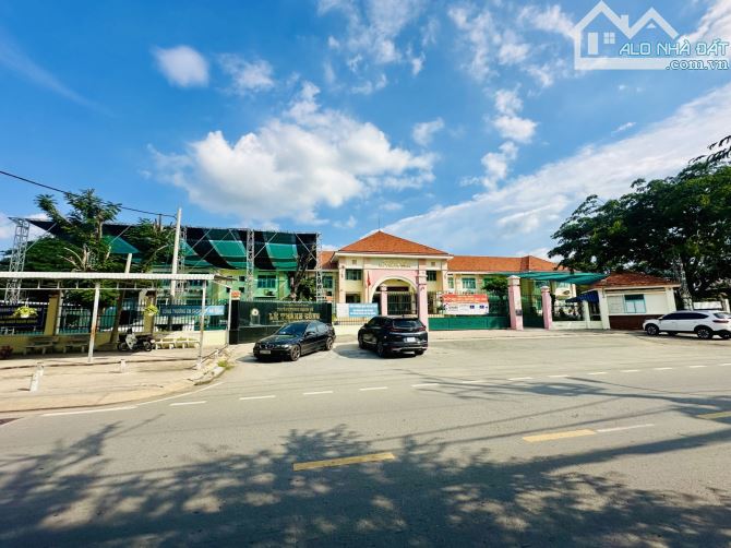 Nhà MT Đào sư tích 272m2 ngang 8.5m2 phước kiển nhà bè. - 3