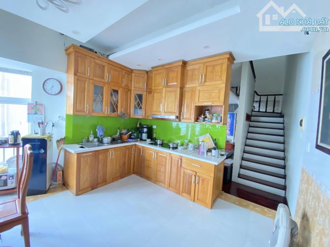 BÁN NHÀ 4T* 83M*MT 7.2M NGUYỄN BẶC Đ.NHỰA 5M VIEW HỒ TT HUYÊN THANH TRÌ CHỈ 15.9 TỶ - 4