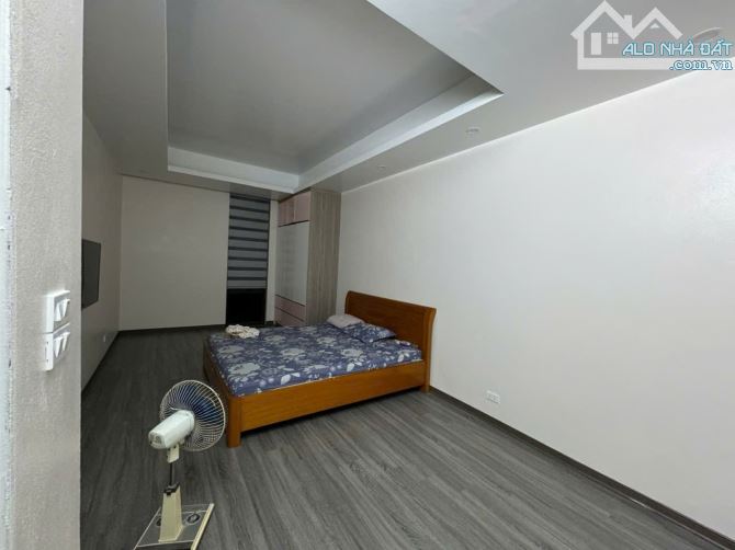 Lô góc Kim Giang, Chủ tự xây KCBT chắc chắn, Ngõ Oto, Kinh doanh 72m 6tầng 6.8mt giá16.6tỷ - 5
