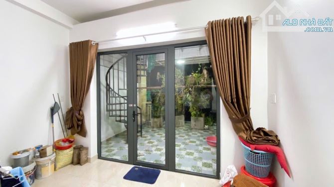 Bán gấp 4 tầng .hẻm ô tô 6m, 70m2, giá chỉ : 6.7 tỷ, đường số 59 gò vấp - 5