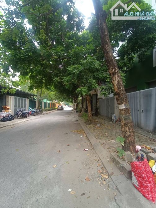 Cần Bán Gấp Nhà Liền Kề KĐT Văn Khê La Khê Hà Đông 83m2 5 Tầng MT5m. - 5