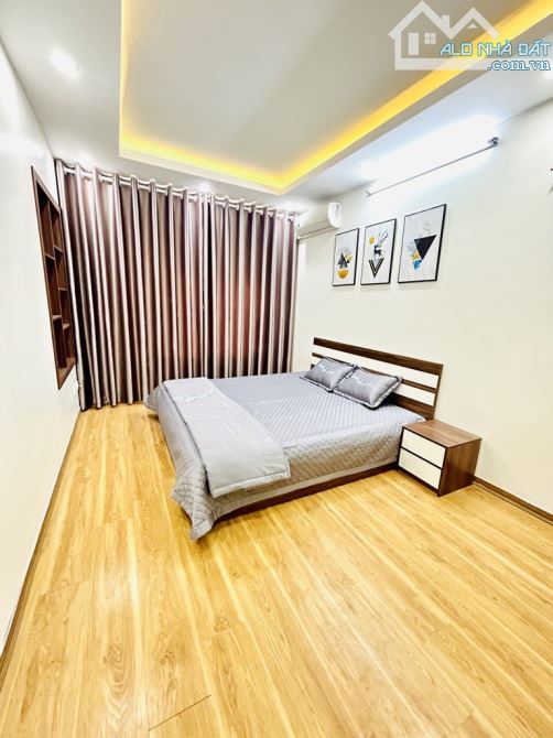 Bán nhà nam dư , lĩnh nam 32 m / 5 tầng / 5,8 tỷ