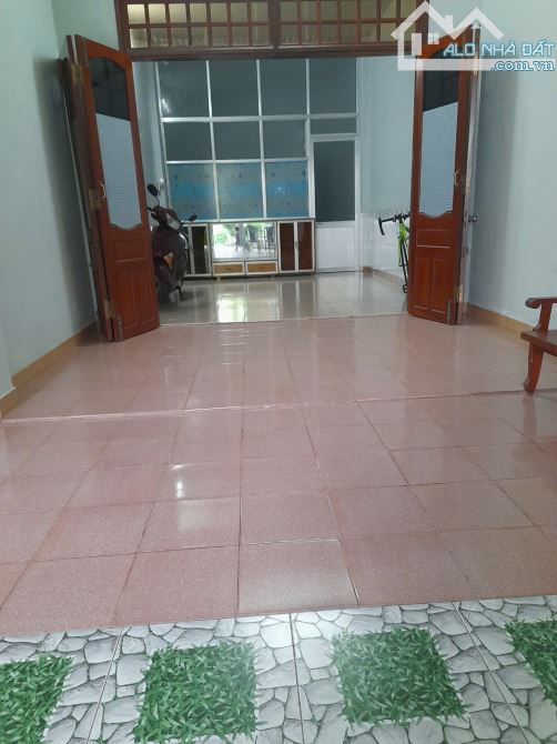 Cho thuê nhà 100m2, khu 96 hộ, yên tĩnh 3 triệu/tháng, full nội thất.