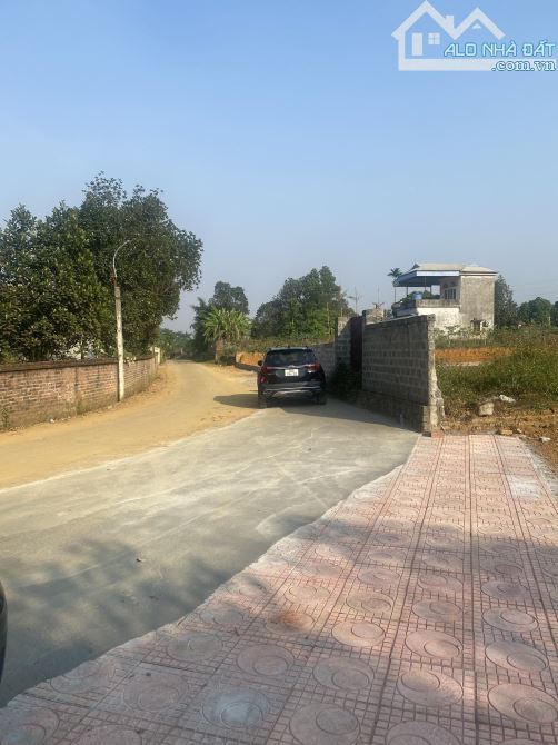 BÁN ĐẤT PHÚ CÁT - HÒA THẠCH - Ô TÔ TRÁNH - SINH LỜI CAO 272M 7,5M MẶT TIỀN GIÁ 4.15 TỶ
