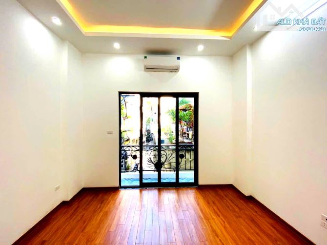 Bán nhà Phố Quang Trung (Hà Đông, HN), 42m2*4 tầng, ngõ ô tô, 30m ra phố, chỉ hơn 9 tỷ