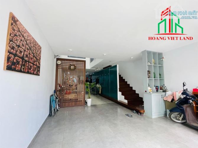 BÁN NHÀ HẺM HÙNG VƯƠNG - NHÀ ĐẸP XÂY TÂM HUYẾT.DT 5x20m.TC 100%.ĐÔNG.