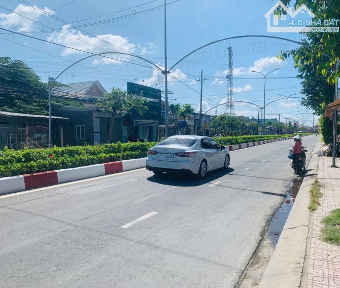 CẦN BÁN 191M2 ĐẤT NỀN MẶT TIỀN DT835 – TRUNG TÂM TT CẦN GIUỘC - 1