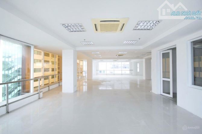 Tòa nhà 1 hầm 7 lầu, 10x25m MT đường Cao Thắng, Quận 10 - 1