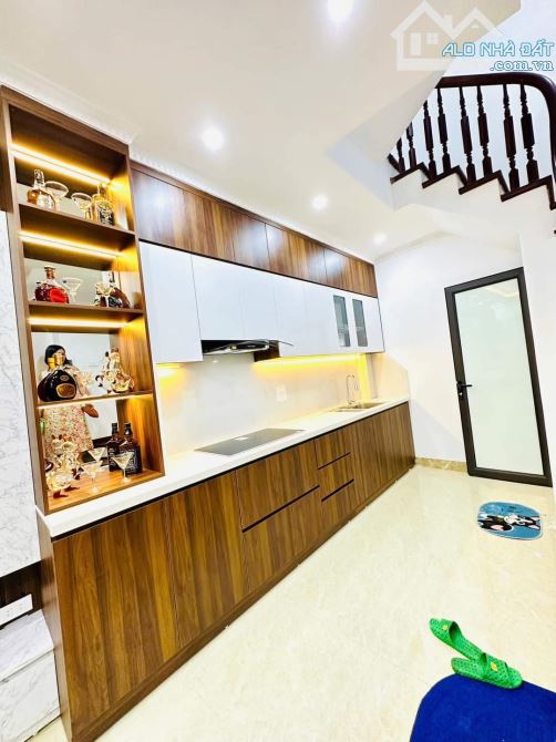ĐỘI CẤN- MẶT NGÕ KINH DOANH- DT 30M GIÁ 7,7 TỶ - 1