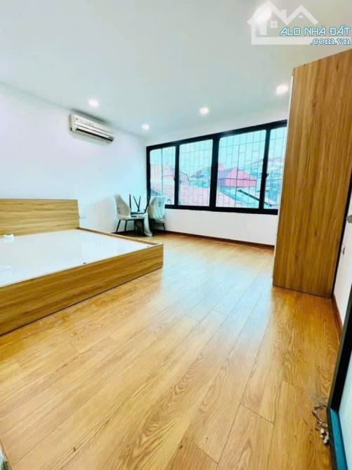 CỰC PHẨM! TT NÚI TRÚC BA ĐÌNH- 60M2-2 NGỦ-2 MẶT THOÁNG-VIEW HỒ GIẢNG VÕ-CHỈ HƠN 2 TỶ - 1