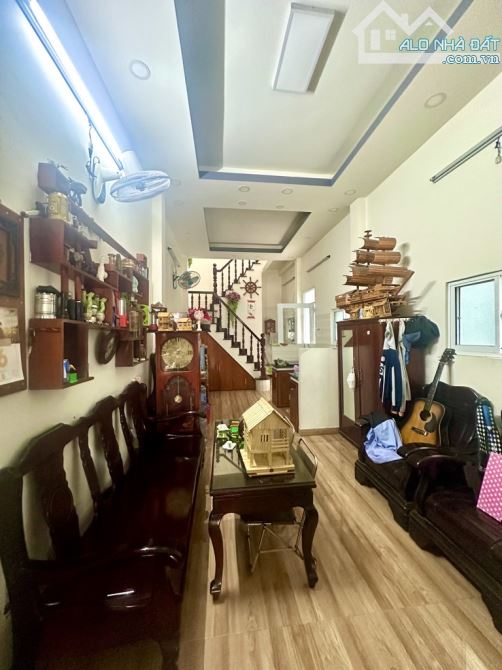 Mặt tiền View sông Lưu Hữu Phước Q8, 100m2 4x25 2 tầng 7PN, có 12tr/th nhỉnh 7 tỷ TL, hiếm - 1