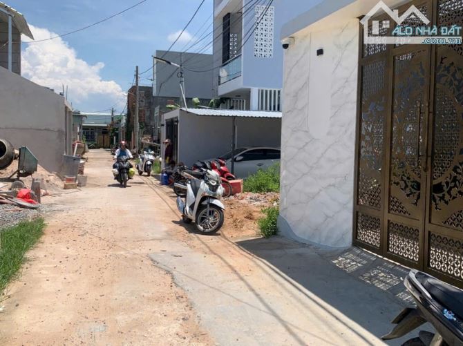 Bán lô góc 2 mặt tiền 108m2 khu ga lê duẫn, phan thiết - 2