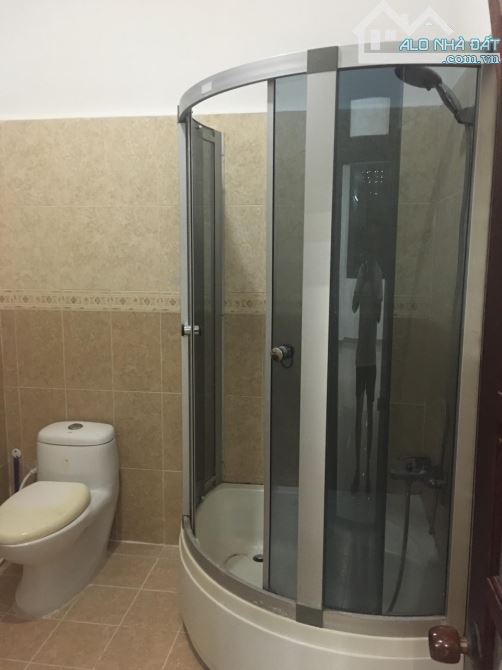 Bán nhà đường số 6 - Hai MT trước sau phạm hùng- 5m x 20m -100m- 6PN- 8WC Gần Cao Lô F4 Q8 - 2