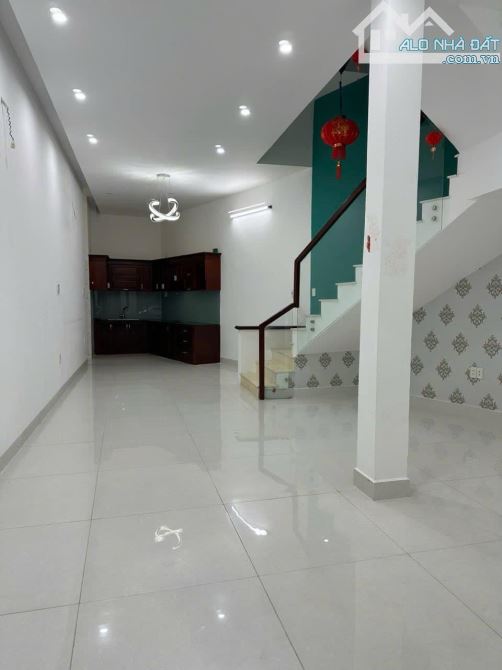 🔥 BÁN NHÀ 72M² GẦN CHỢ CÔ GIANG - 1 TRỆT 2 LẦU, HẺM Ô TÔ, PHÙ HỢP GIA ĐÌNH ĐÔNG NGƯỜI 🔥 - 2