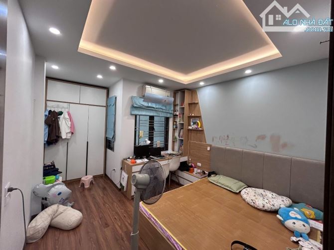 Bán nhà đẹp Trịnh Đình Cửu, 45m2, 4 tầng, ô tô qua, 30m ra phố, 11.85 tỷ - 2