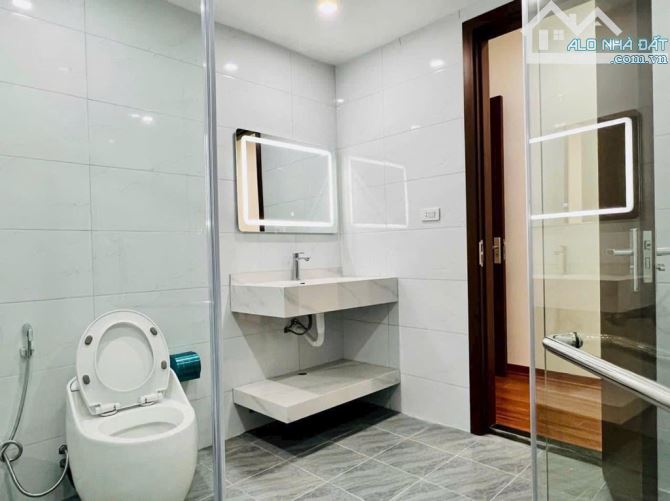 Siêu Phẩm 6 tầng mới koong Thạch Bàn, ngõ ô tô, full nội thất, DT 36m, MT 6m, giá hơn 5 tỷ - 2