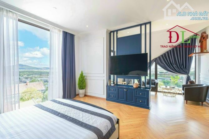SIÊU PHẨM ĐẦU TƯ biệt thự mặt tiền Hùng Vương Đà Lạt view đẹp 250m2 giá 35 tỷ - 1