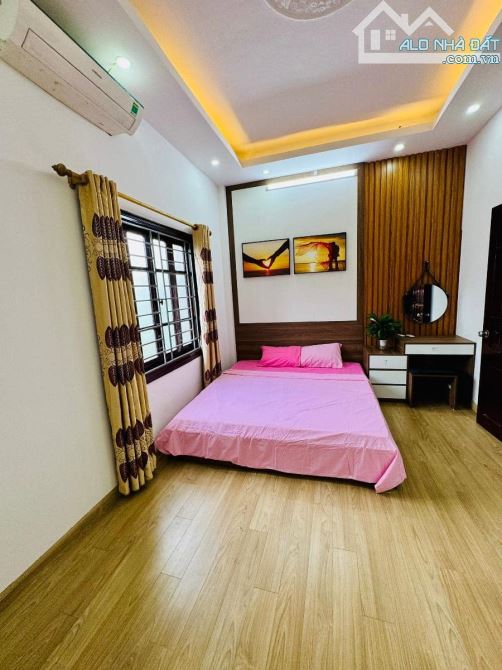 Bán nhà đẹp Nam Dư, 31m2, 5 tầng, sổ đỏ, 30m ra phố, 5 tỷ - 2