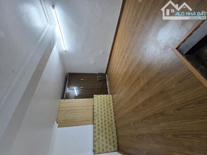 Quốc Tử Giám 21m2 4 tầng chài 3,65 tỷ (TL) - NGÕ THÔNG - 3 NGỦ ĐỦ CÔNG NĂNG - 3