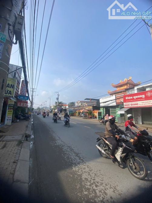 Bán nhà và đất vườn 1410 Quốc Lộ 50 - Xã Phong Phú - H. Bình Chánh. DT : 1480m2 l Giá 32tỷ - 3