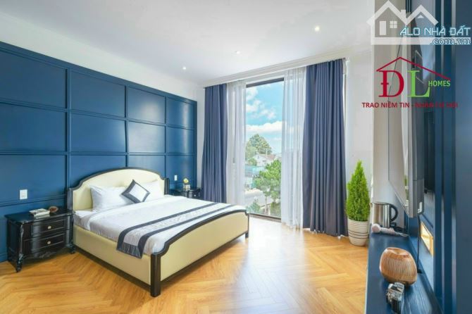 SIÊU PHẨM ĐẦU TƯ biệt thự mặt tiền Hùng Vương Đà Lạt view đẹp 250m2 giá 35 tỷ - 2