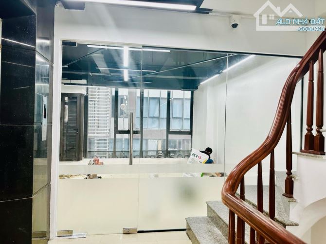 Bán Toà Văn Phòng Phố Dương Khuê DT 70M 9 Tầng Thang Máy Vị Trí Đẹp Gần Phố Nguyễn Hoang - 3