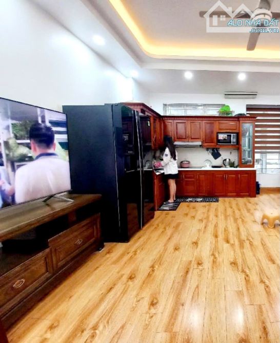 🔥MẶT PHỐ HỒNG MAI🔹️HÈ RỘNG KD SẦM UẤT, SỔ ĐỎ VUÔNG ĐÉT🏠DT 42M², 6 TẦNG💲GIÁ 12.6 TỶ - 4