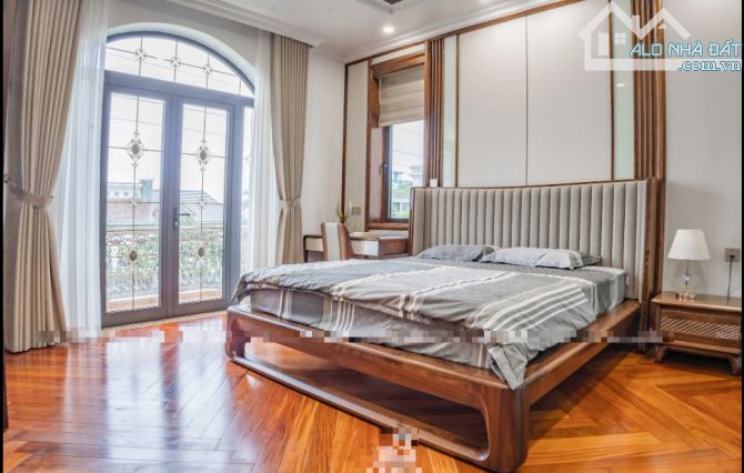 Hàng khủng mặt phố Lâm Hạ 260m 7tầng-1hầm - lô góc 3mặt tiền view hồ triệu đô - chào 124tỷ - 4