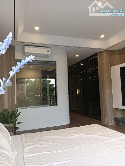 ĐẲNG CẤP SỐNG NGÔ GIA TỰ - VIỆT HƯNG - ĐẲNG CẤP VIP - LÔ GÓC - 7T THANG MÁY - NGÕ ÔTÔ TẢI - 4