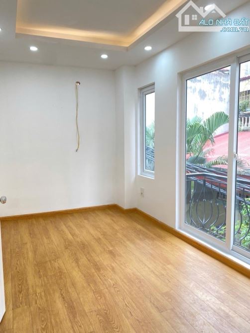 SIÊU HỜI, NHÀ LÔ GÓC 40M2, PHỐ KHƯƠNG ĐÌNH - Ô TÔ - GẦN NGÃ TƯ SỞ GIÁ CHỈ 7.2 TỶ - 4