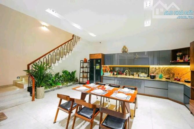 CĂN VILLA MẶT TIỀN ĐƯỜNG 10m SƠN TRÀ CÓ HỒ BƠI DOANH THU TỐT KHU VỰC TIỀM NĂNG - 5