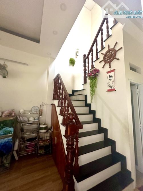 Mặt tiền View sông Lưu Hữu Phước Q8, 100m2 4x25 2 tầng 7PN, có 12tr/th nhỉnh 7 tỷ TL, hiếm - 5