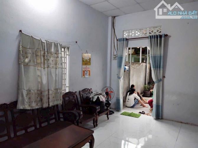 BÁN NHÀ CẤP 4 NGAY UBND PHƯỜNG TÂN VẠN,5,6X14,5M=78,6M2,SỔ RIÊNG,THỔ CƯ 100%, ÙI HỮU NGHĨA - 6