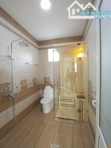 Villa Xịn 9 Phòng Ngủ. Đường Hùng Vương. Phường 9. Đà Lạt. 201m2. Giá 14,5 Tỷ - 6