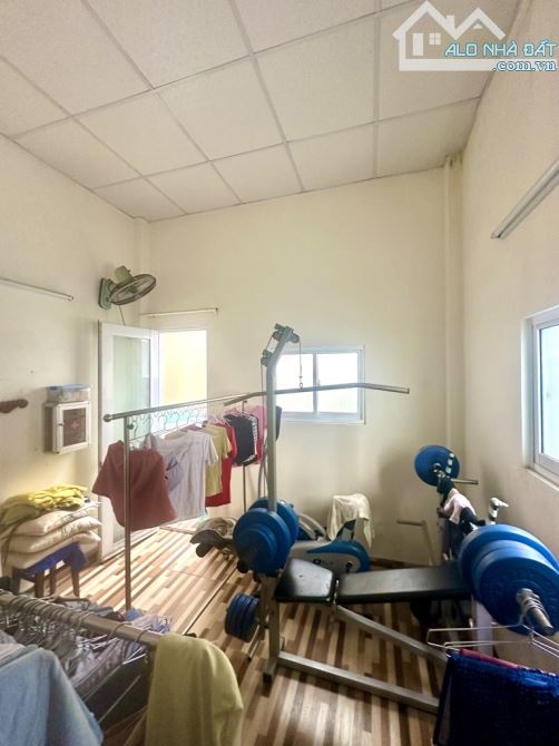 Mặt tiền View sông Lưu Hữu Phước Q8, 100m2 4x25 2 tầng 7PN, có 12tr/th nhỉnh 7 tỷ TL, hiếm - 7
