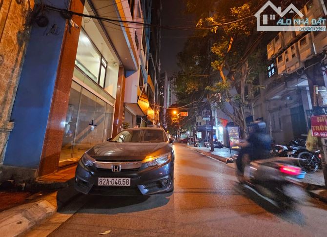 Bán nhà Mặt phố Đồng Bát, Cầu Giấy 70mx7T, thang máy, vỉa hè ô tô tránh, KD, 30 tỷ.