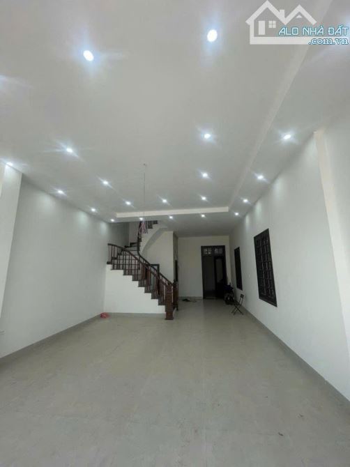 BÁN NHÀ ÁI MỘ- LONG BIÊN, 95 M2, 7 TẦNG THANG MÁY, MẶT TIỀN 6M, GIÁ 30,5 TỶ.