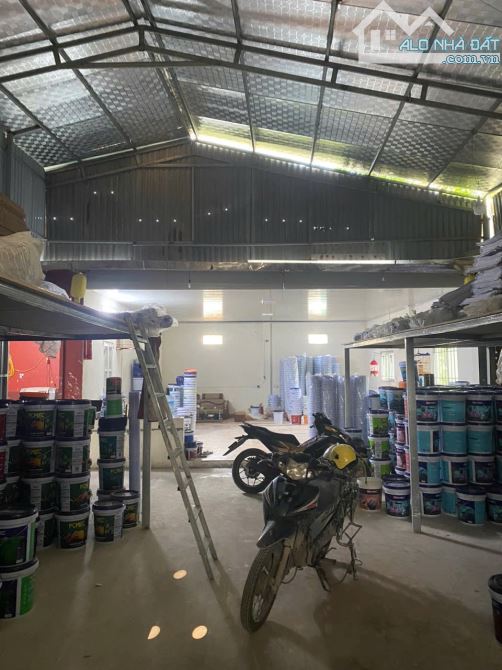 Cho thuê 400m kho xưởng Đông La Hoài Đức.